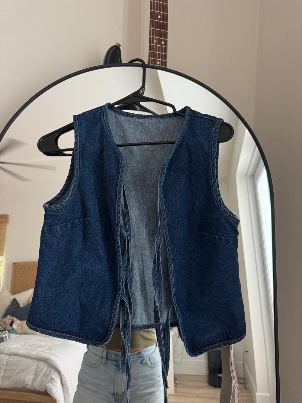 Denim Tie-Front Vest in Dark Blue